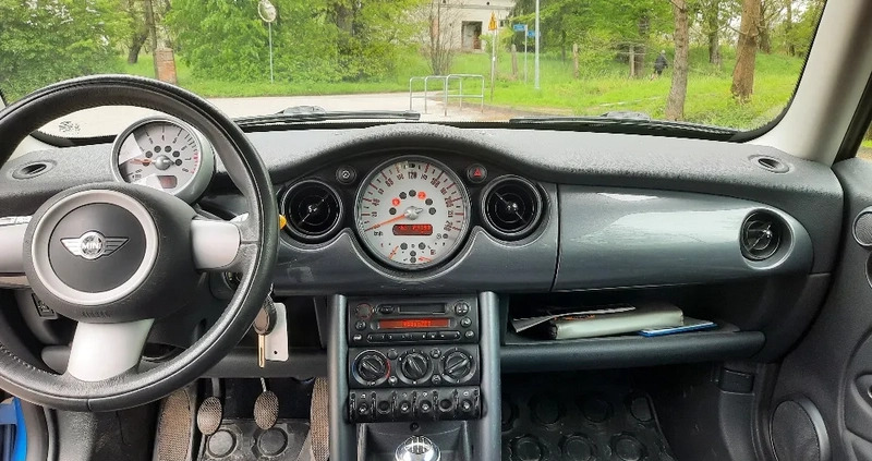 MINI ONE cena 14500 przebieg: 126000, rok produkcji 2006 z Resko małe 154